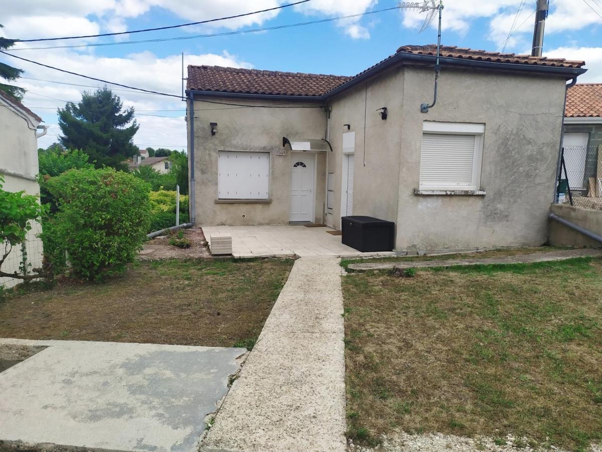 Appartement T2- Le Bon Accueil / Wifi / Parking Angoulême Eksteriør bilde
